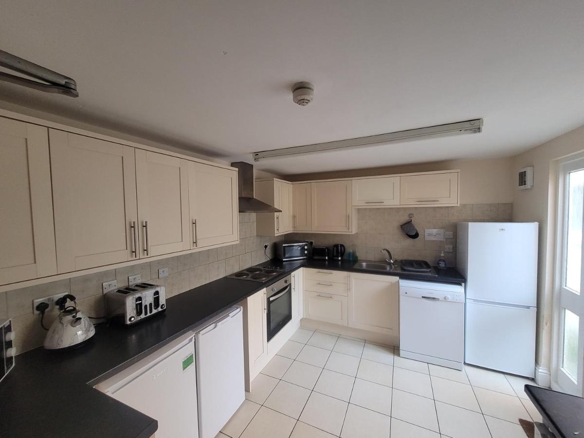Large 5 Bed Town-Centre Home Close To The Beach, Sleeps 9 Aberystwyth Zewnętrze zdjęcie