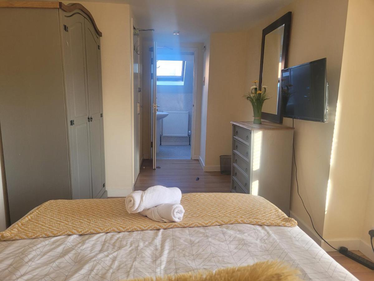 Large 5 Bed Town-Centre Home Close To The Beach, Sleeps 9 Aberystwyth Zewnętrze zdjęcie